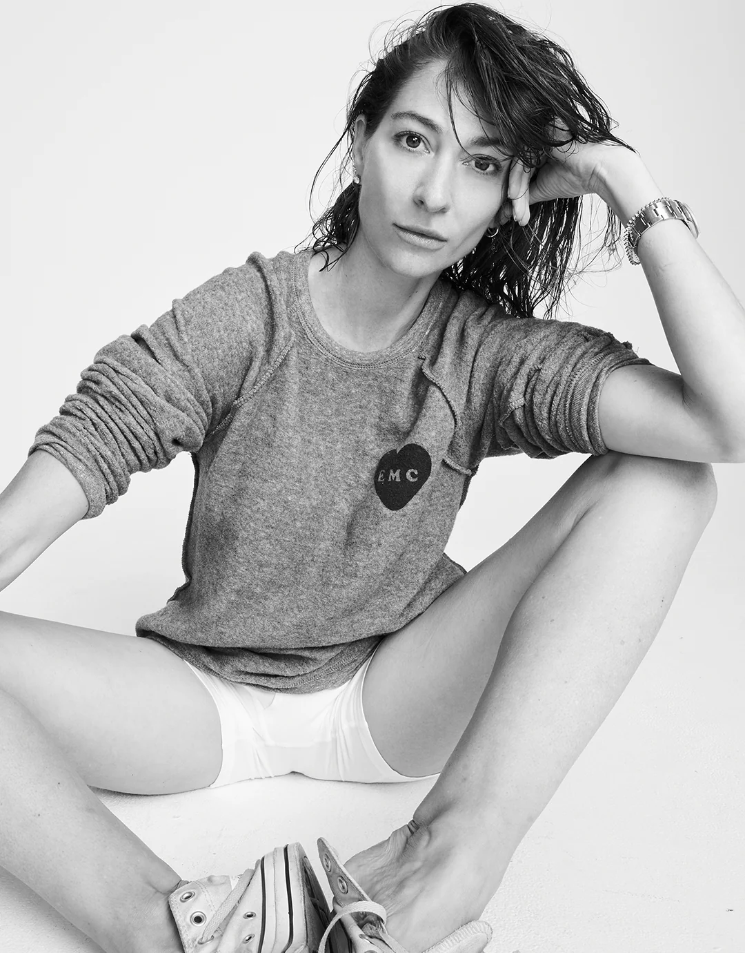 I Love Moms Sweatshirt - Image 4